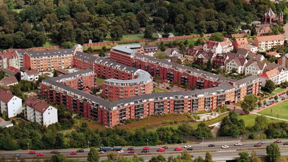 Hannover-Stöcken, Wohnen und Gewerbe